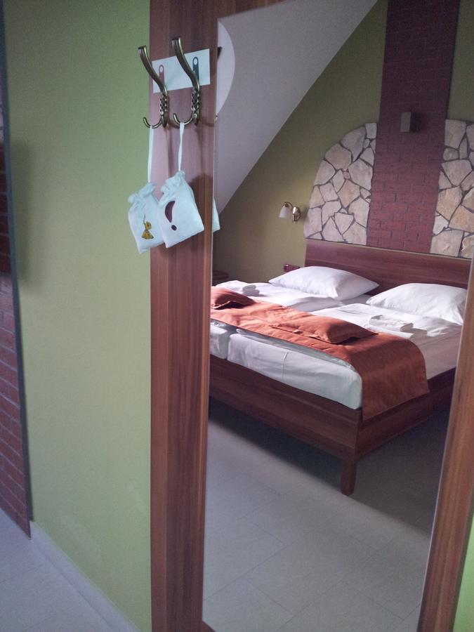 Hotel Vinopa Hustopeče Eksteriør bilde